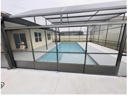 Pool Enclosure with Kick Plate